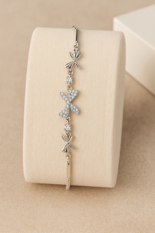 Elegantes Titanstahl-Armband mit Zirkonia – Schleifen & Blüten Design